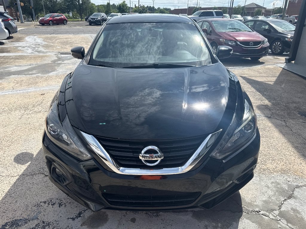 Used 2018 Nissan Altima 2.5 SL w/ 2.5 SL Technology Package FWD image 5