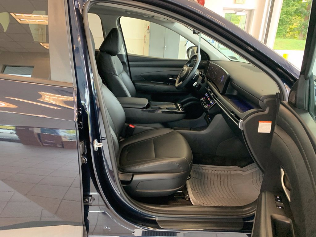Certified 2025 Hyundai Tucson SEL AWD/4WD image 21