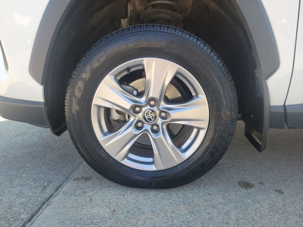 Certified 2023 Toyota RAV4 XLE image 29