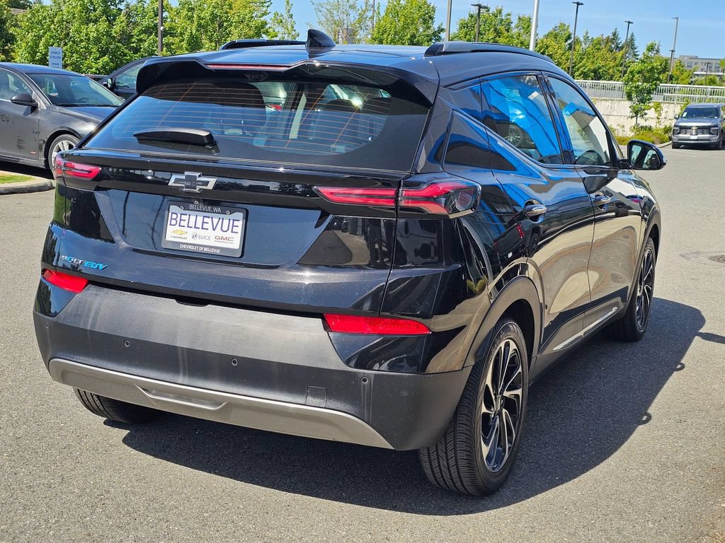 Used 2022 Chevrolet Bolt EUV Premier FWD image 5