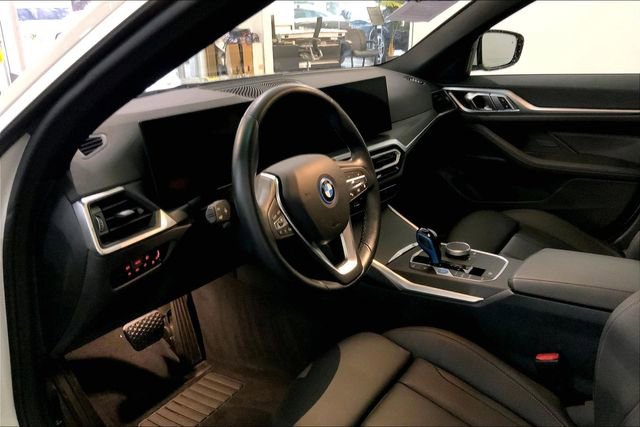 Used 2023 BMW i4 eDrive40 image 7