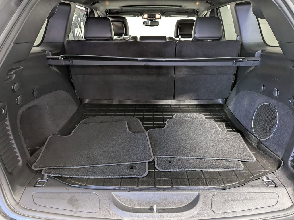 Used 2019 Jeep Grand Cherokee Altitude image 44