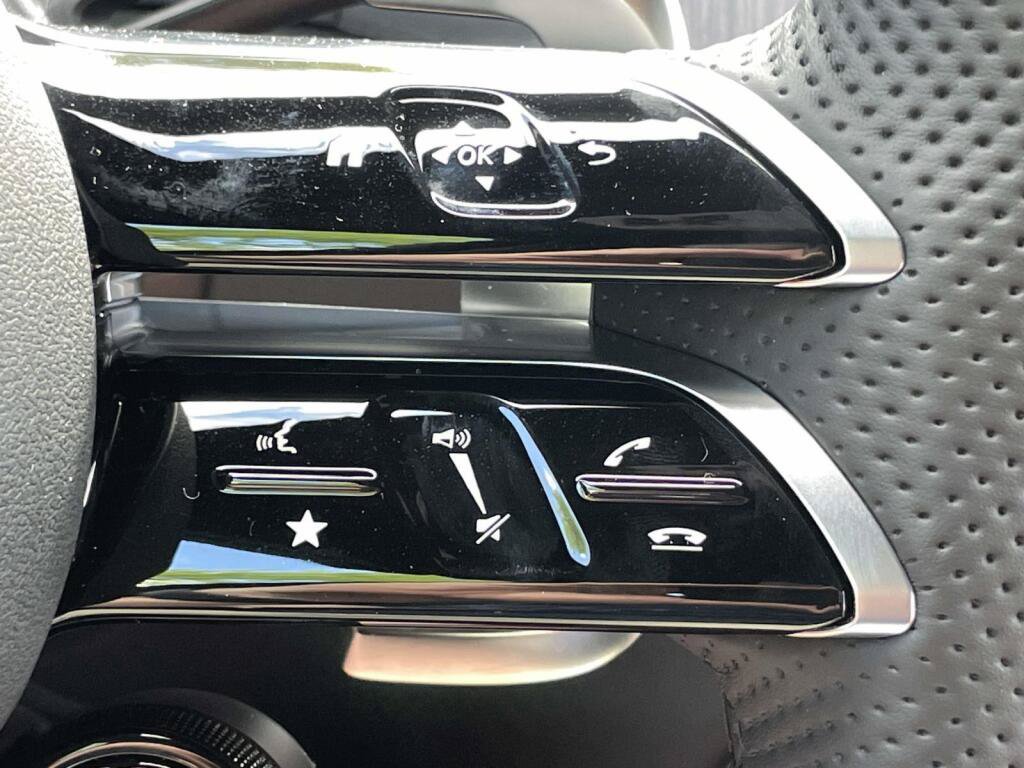 New 2026 Mercedes-Benz GLC 43 AMG 4MATIC image 38