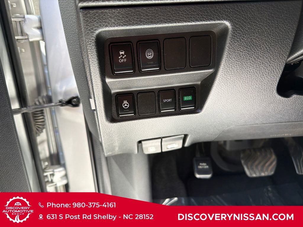 Certified 2022 Nissan Rogue Sport SV image 16