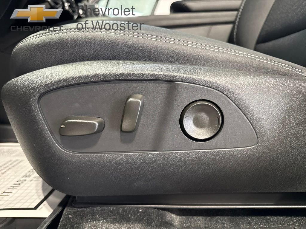 New 2026 Chevrolet Blazer EV LT image 13