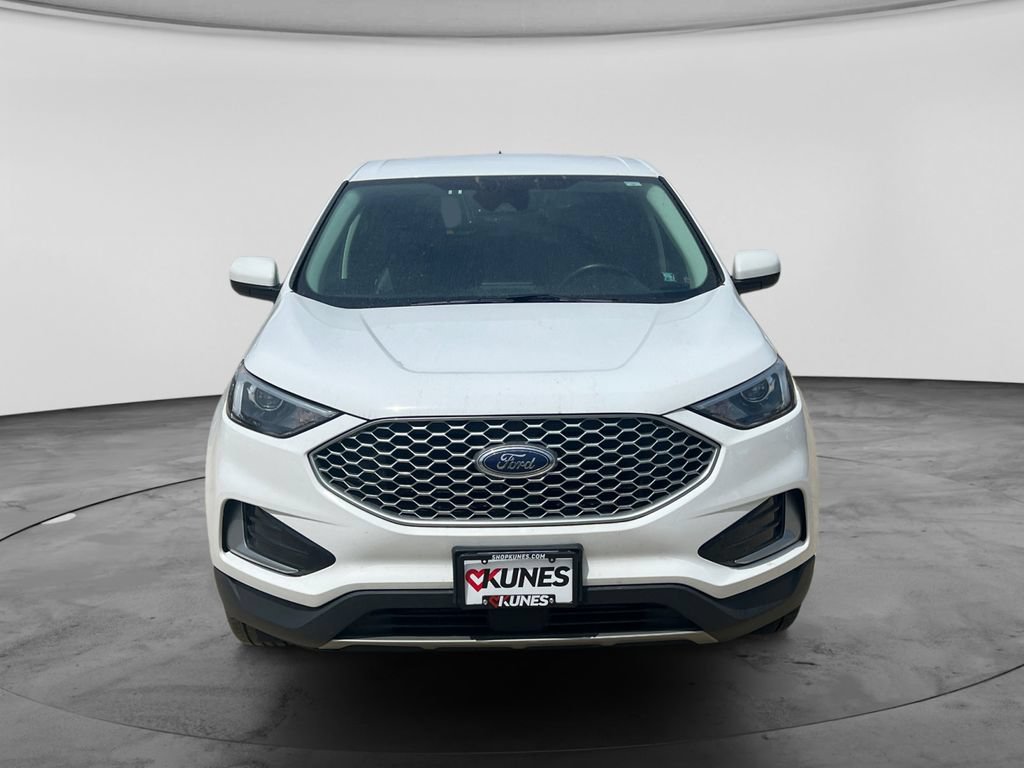 Used 2024 Ford Edge SEL AWD/4WD image 4