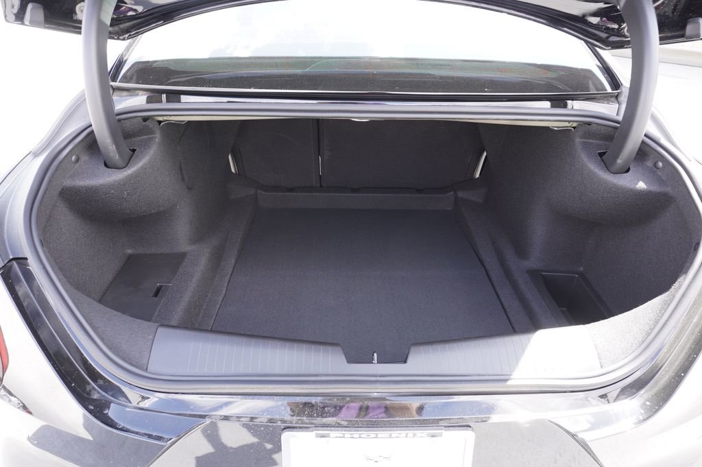 New 2025 Cadillac CT4 Premium Luxury image 8