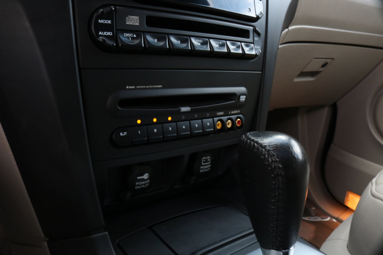 Used 2004 Chrysler Pacifica AWD image 28