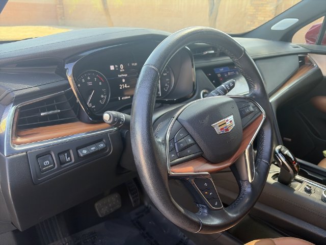 Used 2020 Cadillac XT5 Premium Luxury FWD image 10