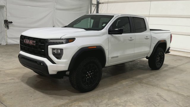 New 2026 GMC Canyon Elevation w/ Convenience Package RWD image 4
