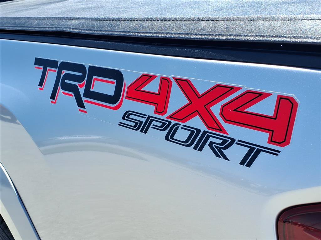 Used 2019 Toyota Tacoma TRD Sport AWD/4WD image 24
