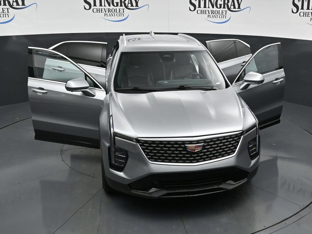 Used 2025 Cadillac XT4 Premium Luxury FWD image 34
