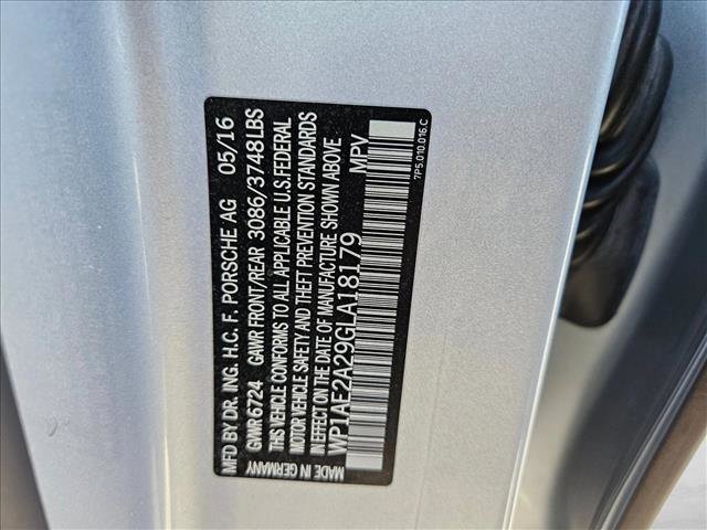 Used 2016 Porsche Cayenne S image 24