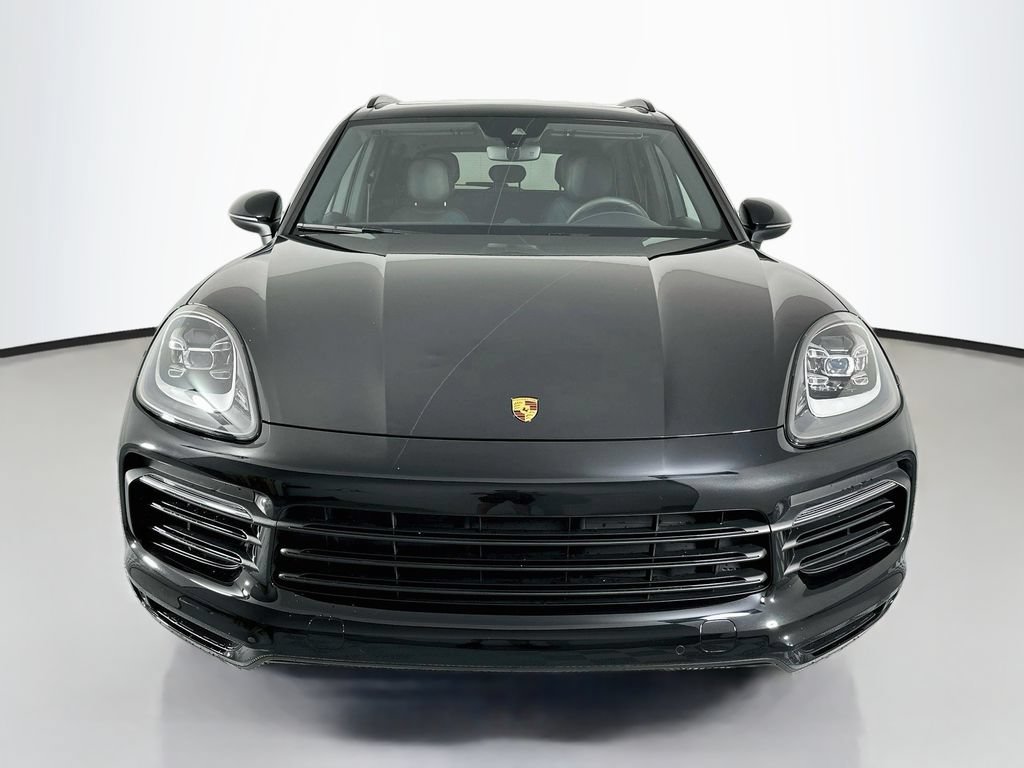 Certified 2023 Porsche Cayenne AWD/4WD image 6