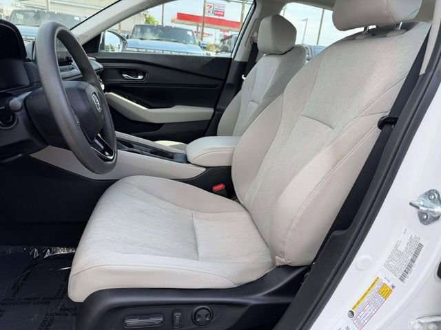 Used 2023 Honda Accord EX image 12