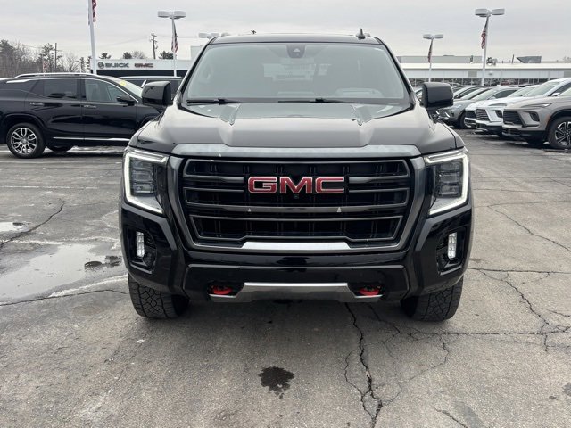 Used 2021 GMC Yukon AT4 w/ AT4 Premium Package image 2