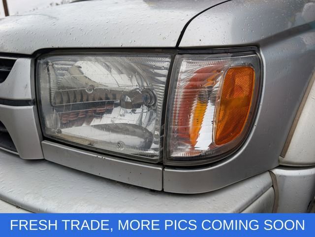 Used 2001 Toyota 4Runner SR5 image 12