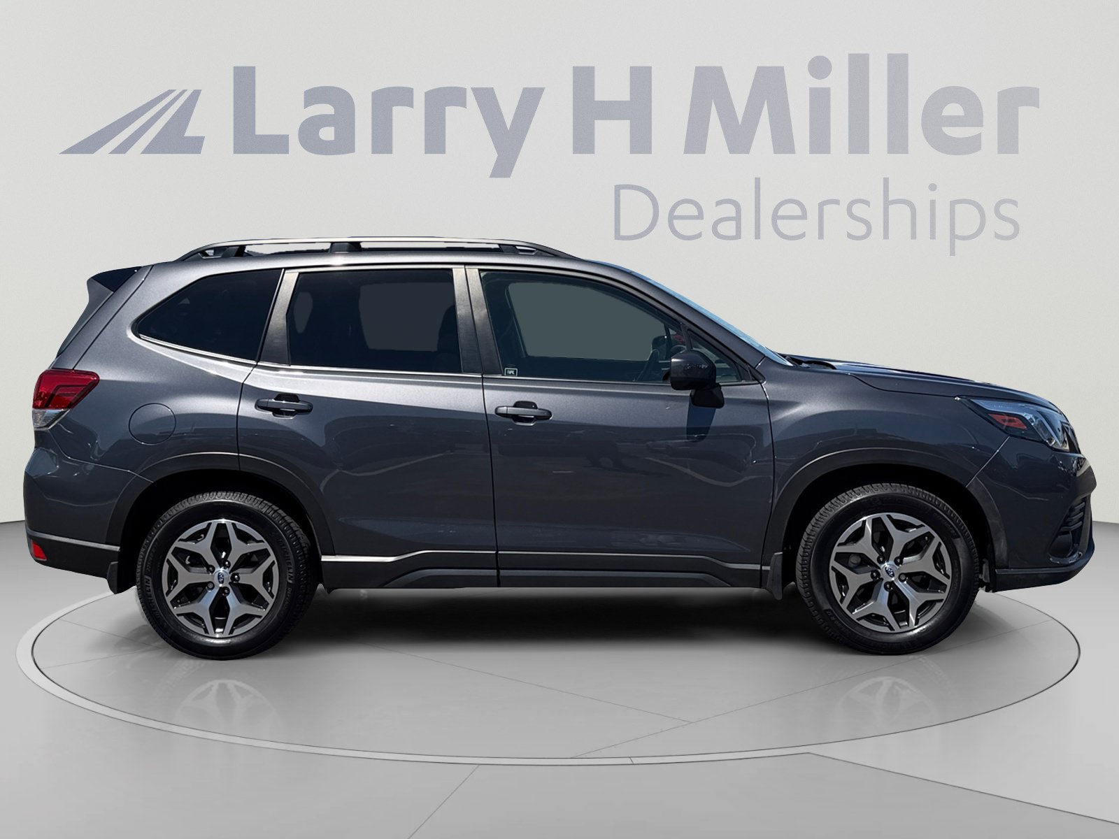 Used 2024 Subaru Forester Premium AWD/4WD image 6