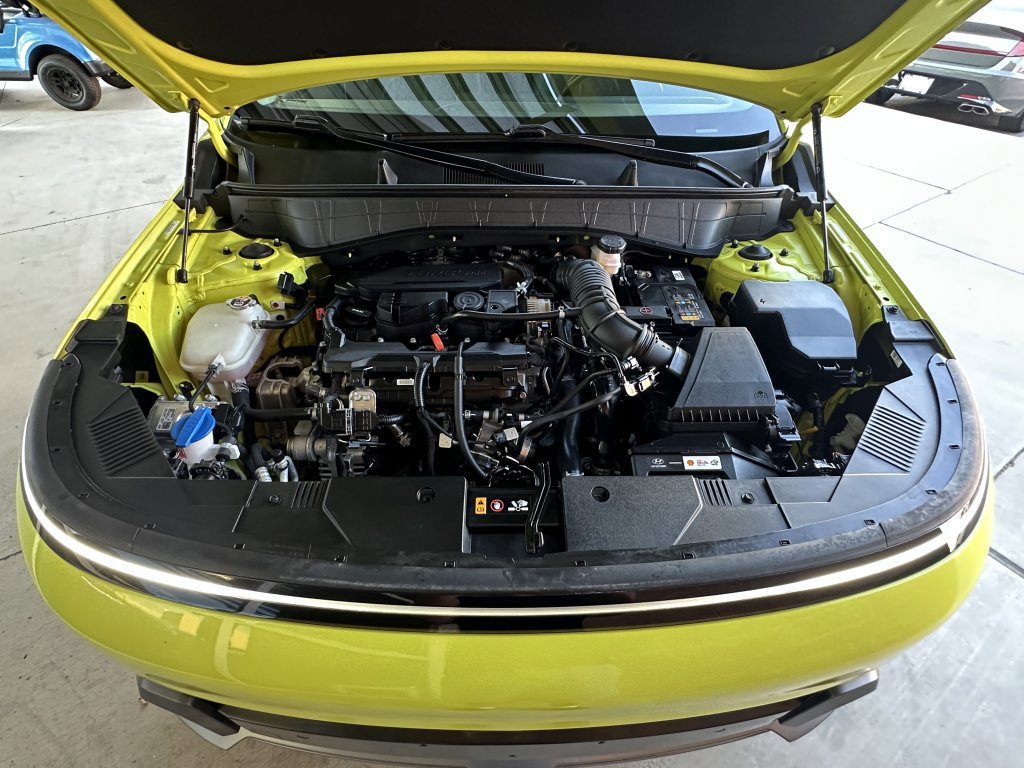 Used 2024 Hyundai Kona Limited AWD/4WD image 45