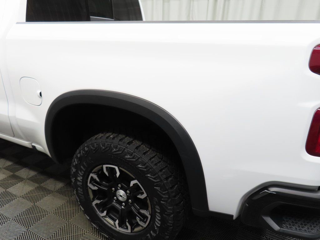 Used 2023 Chevrolet Silverado 1500 ZR2 image 49