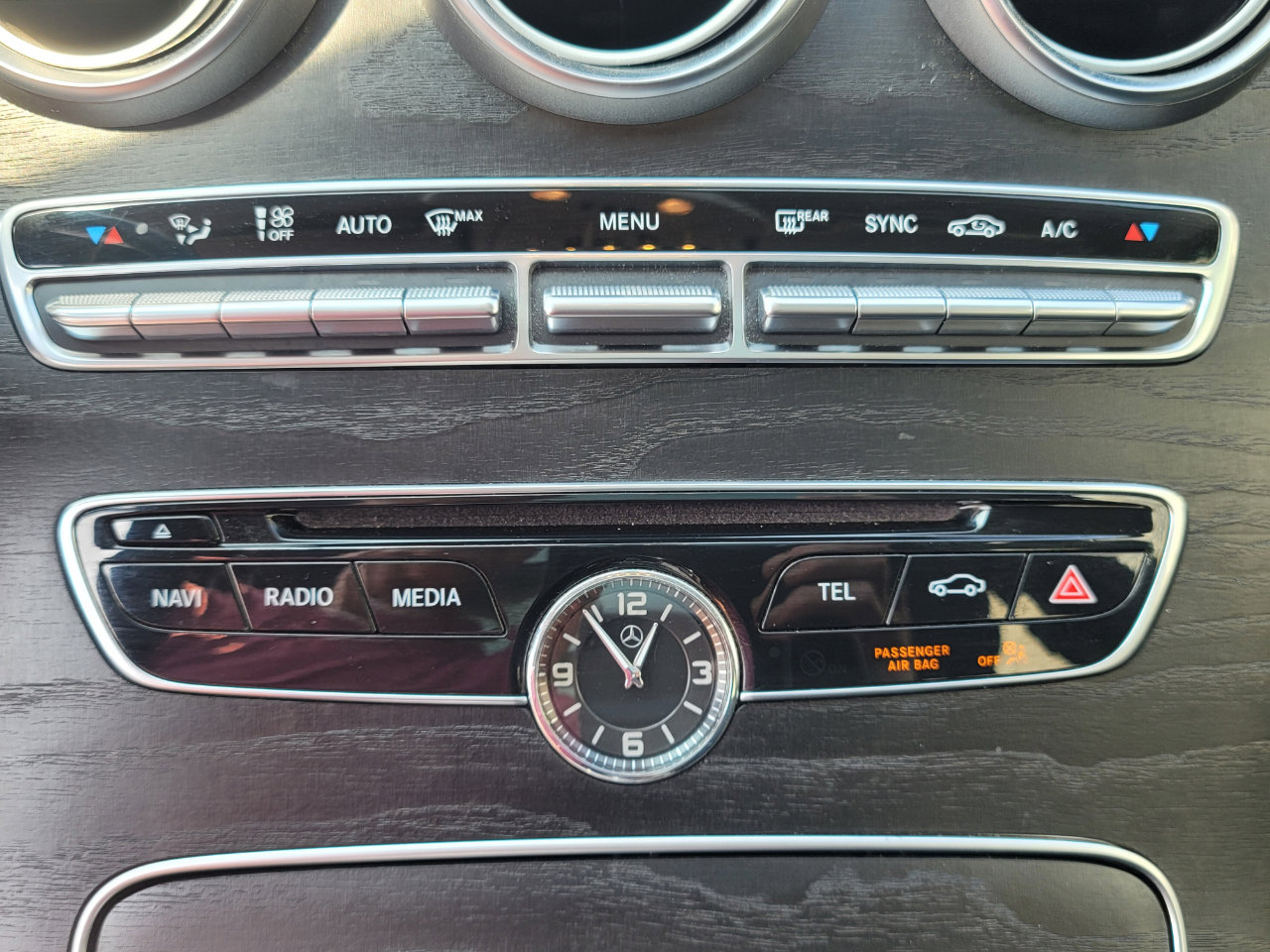 Used 2015 Mercedes-Benz C 300 4MATIC Sedan image 30