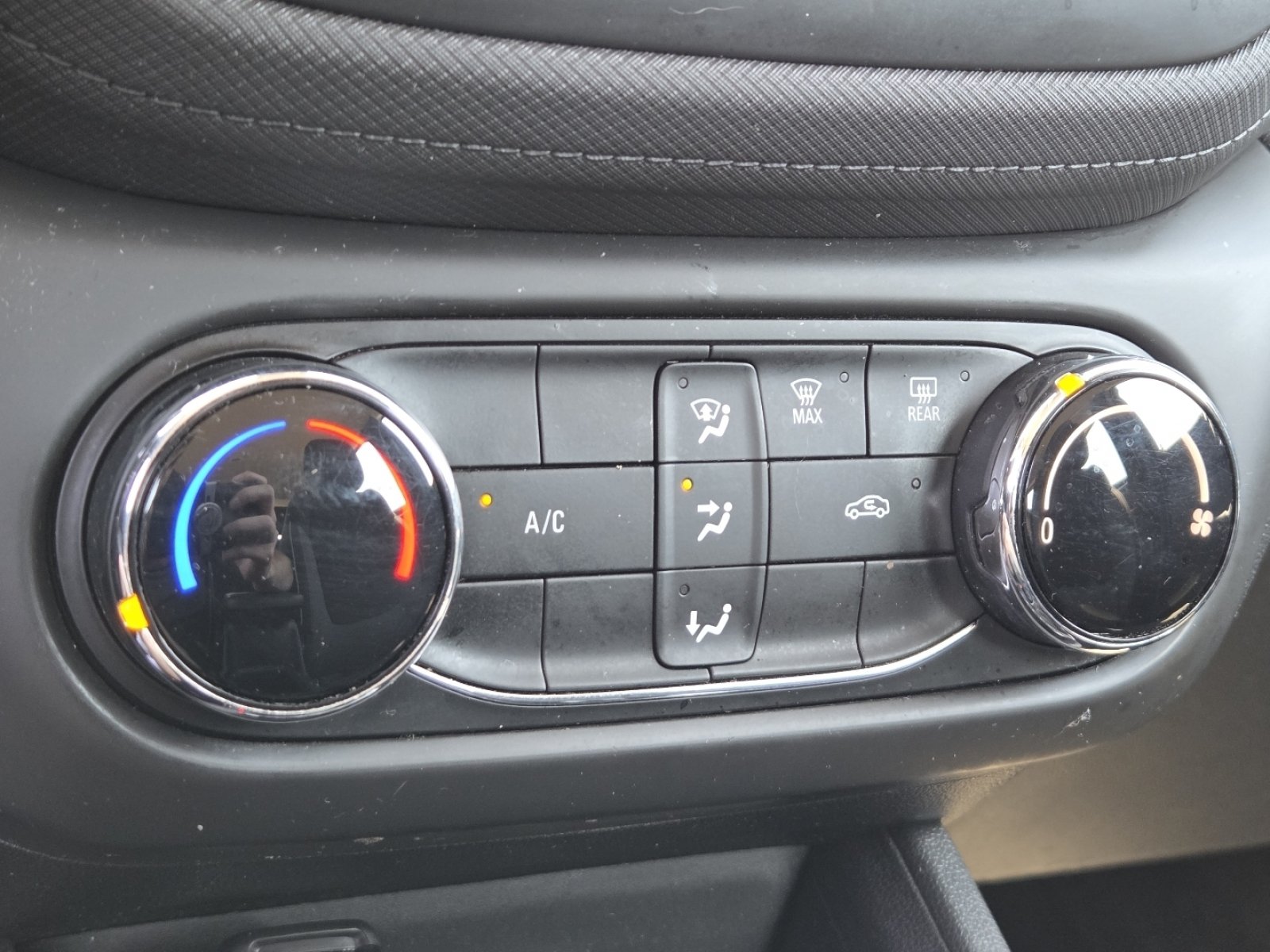 Used 2021 Chevrolet TrailBlazer LS AWD/4WD image 9