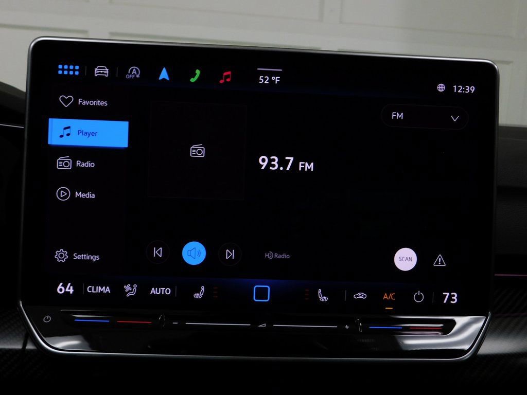 Used 2025 Volkswagen Golf R image 62