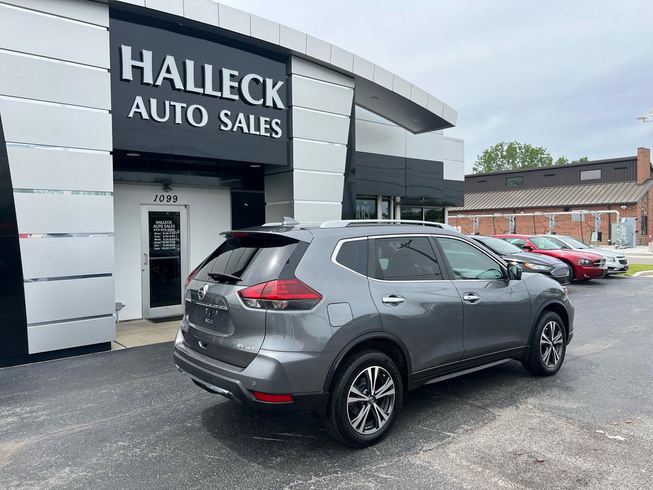 Used 2019 Nissan Rogue SL AWD/4WD image 6