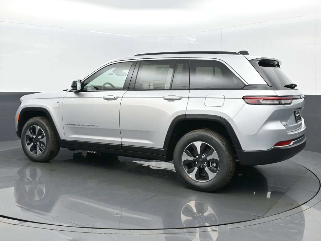 New 2024 Jeep Grand Cherokee Limited 4xe image 5