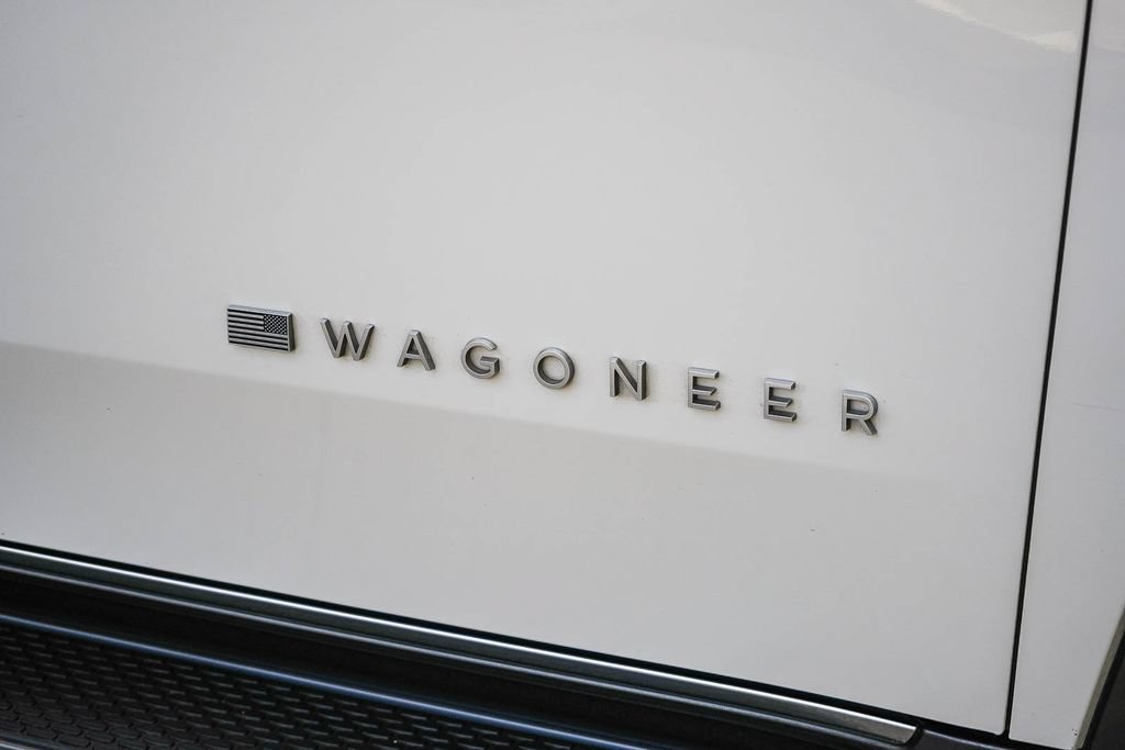Used 2022 Jeep Wagoneer Series II RWD image 10