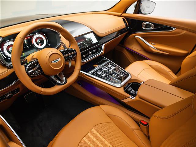 New 2026 Aston Martin DBX 707 image 3