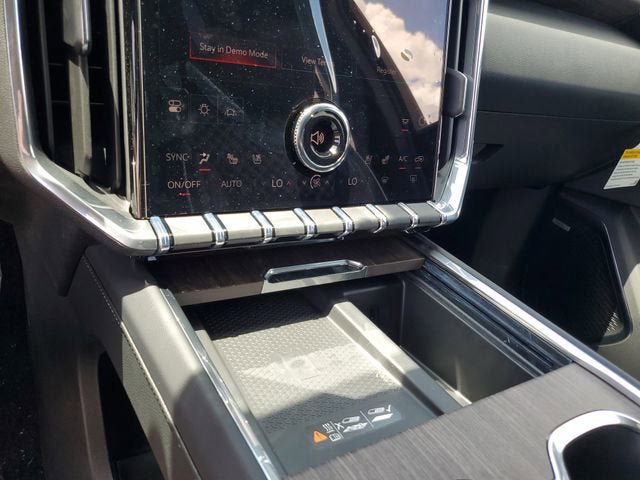 New 2026 GMC Acadia Denali w/ Super Cruise Package FWD image 23