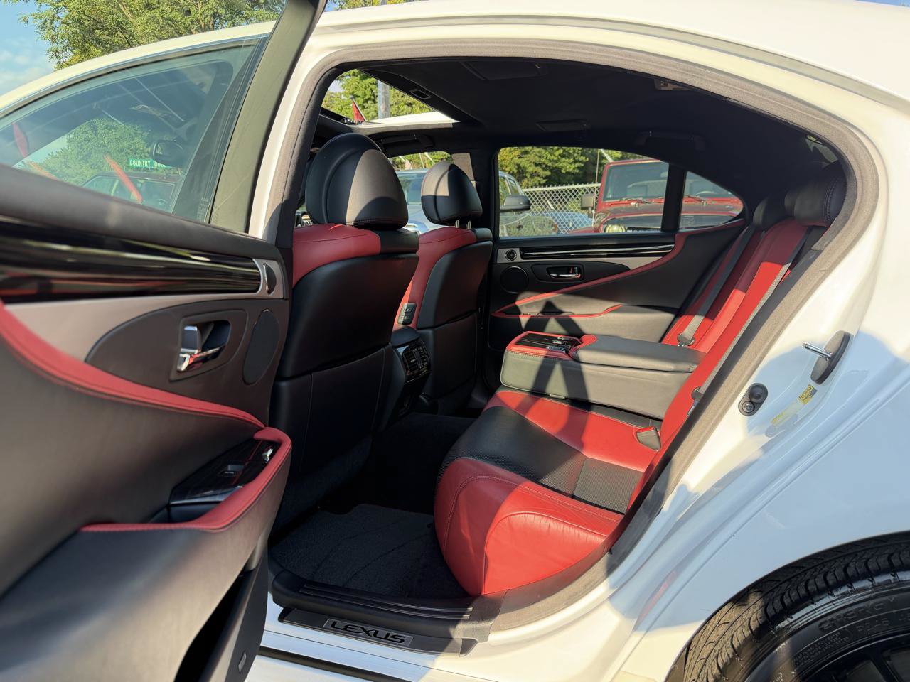 Used 2015 Lexus LS 460 AWD image 40