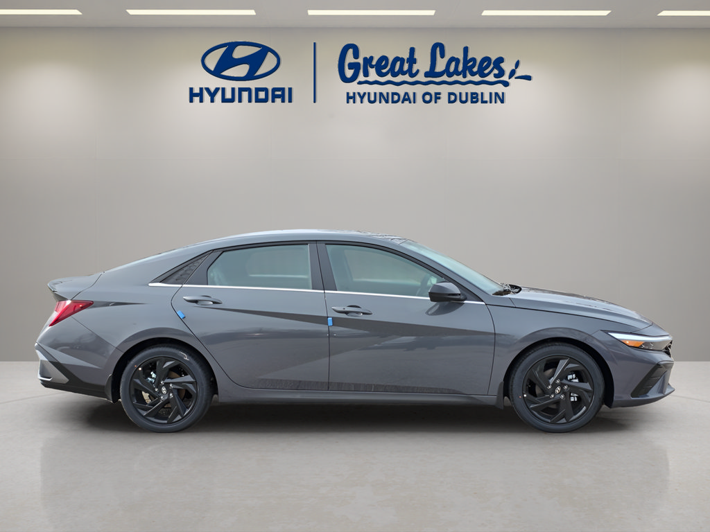 New 2026 Hyundai Elantra SEL Sport Premium FWD image 6