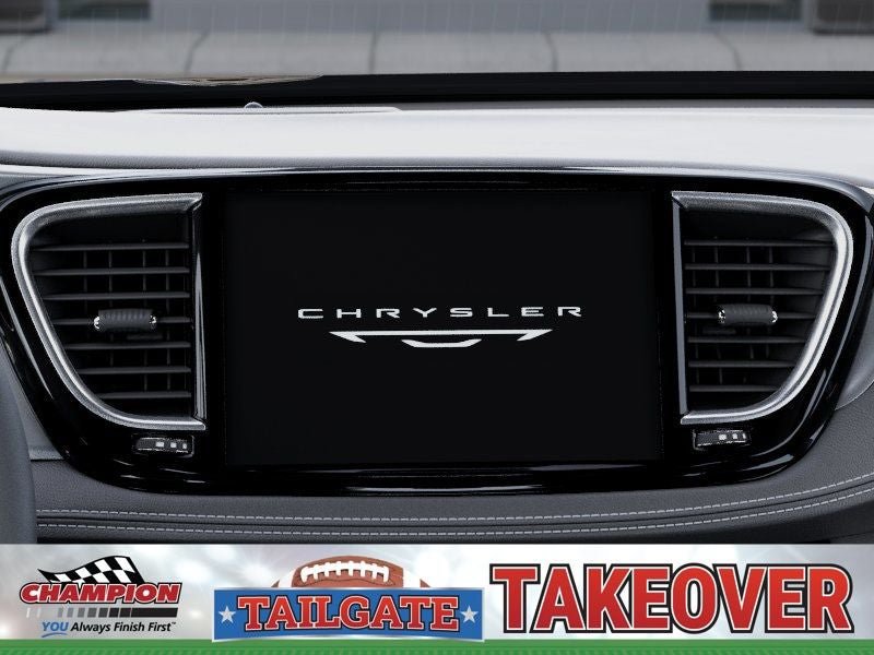 New 2027 Chrysler Pacifica Select FWD image 18