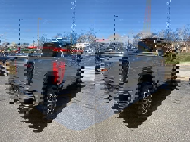 New 2026 GMC Sierra 2500 SLE w/ SLE Value Package; image 5