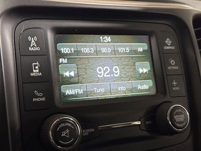 Used 2015 Jeep Cherokee Sport w/ Sport Appearance Group FWD image 14