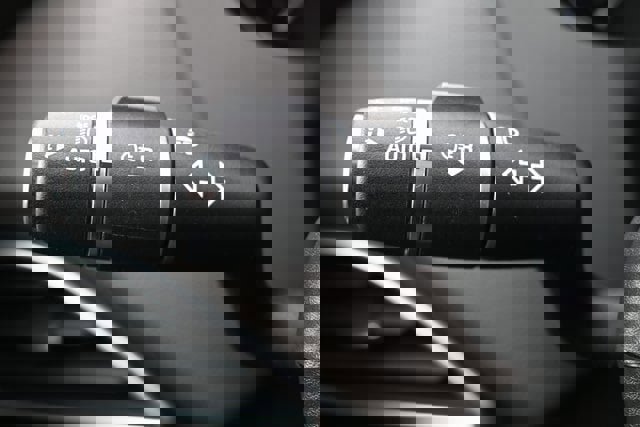 Used 2017 Jaguar F-PACE Prestige image 39