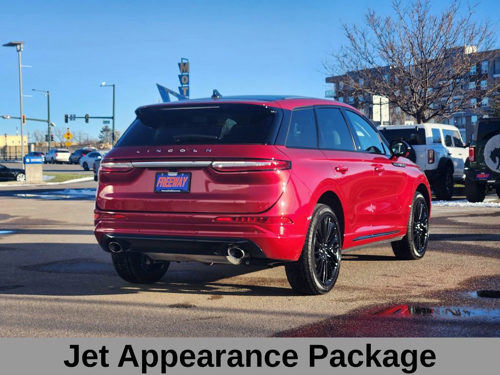 Used 2024 Lincoln Corsair Premiere w/ Equipment Group 101A image 5