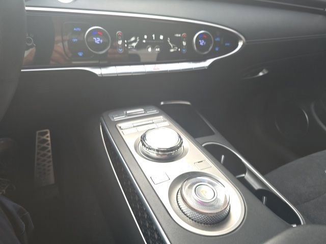 Used 2022 Genesis GV70 3.5T Sport w/ Sport Prestige Package image 15