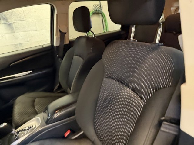 Used 2019 Dodge Journey SE w/ Blacktop Package image 20