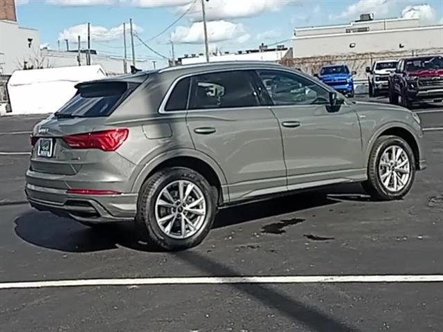 Used 2023 Audi Q3 2.0T Premium image 8