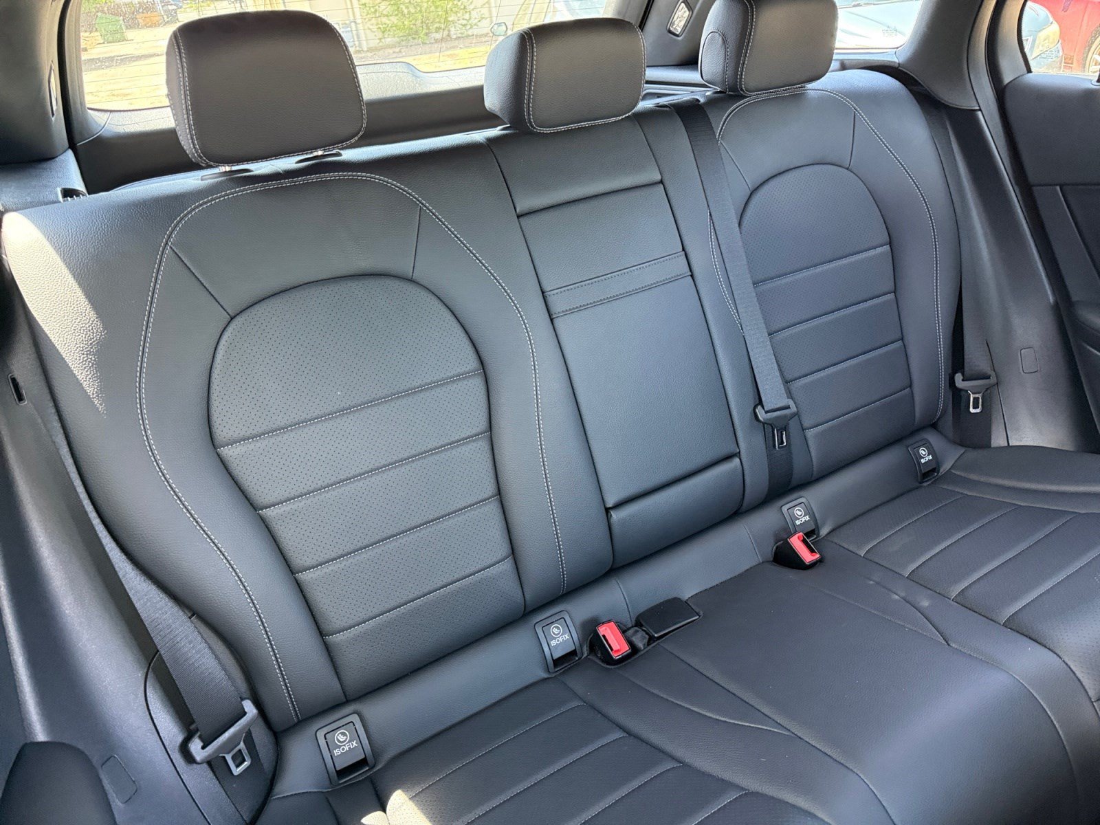 Used 2019 Mercedes-Benz GLC 300 4MATIC image 18