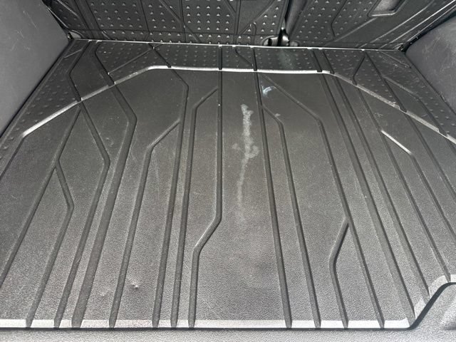 Used 2023 Chevrolet Equinox LT w/ LPO, Floor Liner Package AWD/4WD image 18