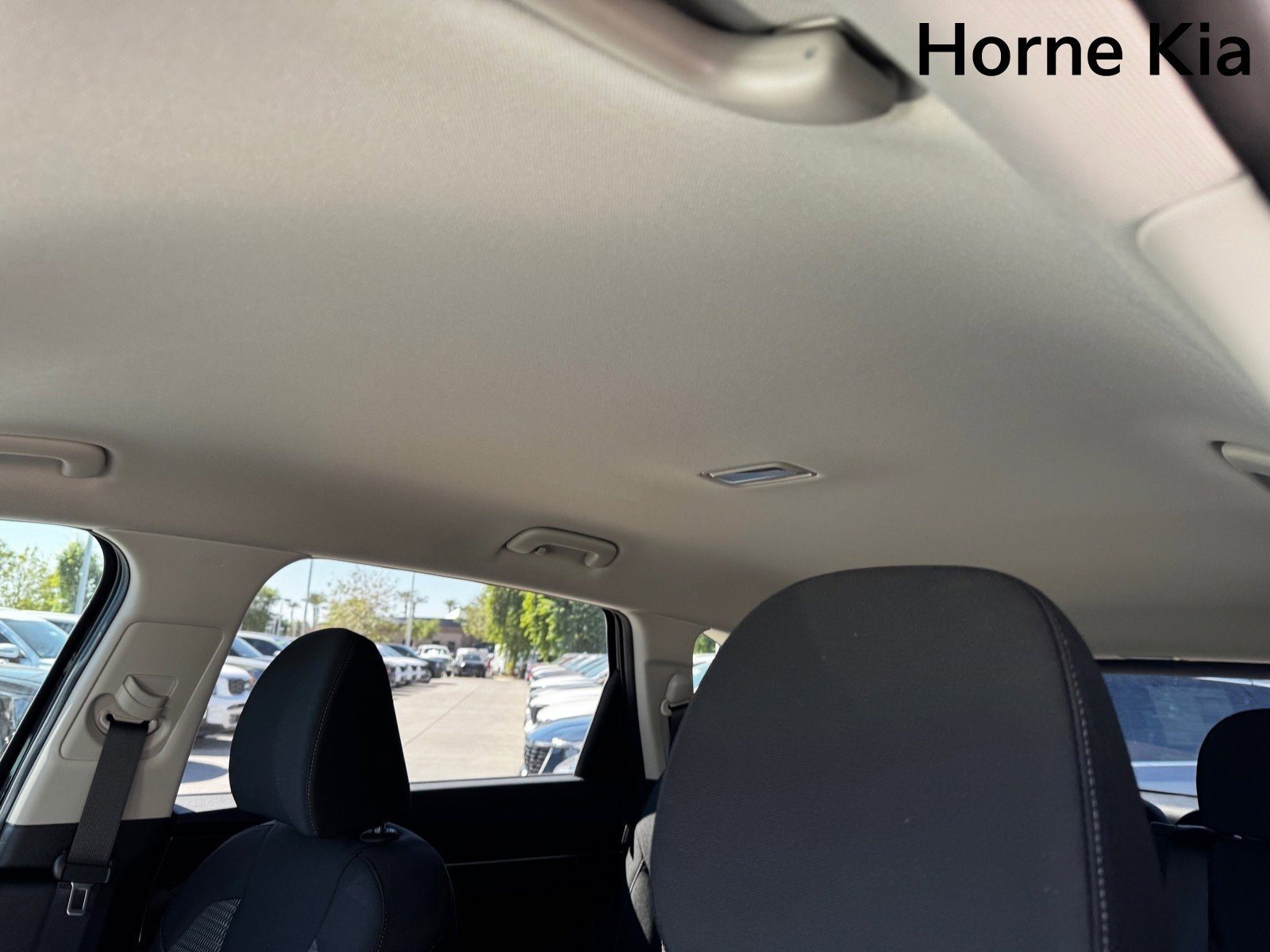New 2026 Kia Sorento LX FWD image 17