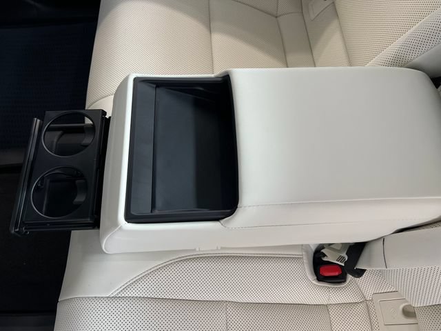 New 2026 Lexus ES 350e w/ Convenience Package FWD image 37