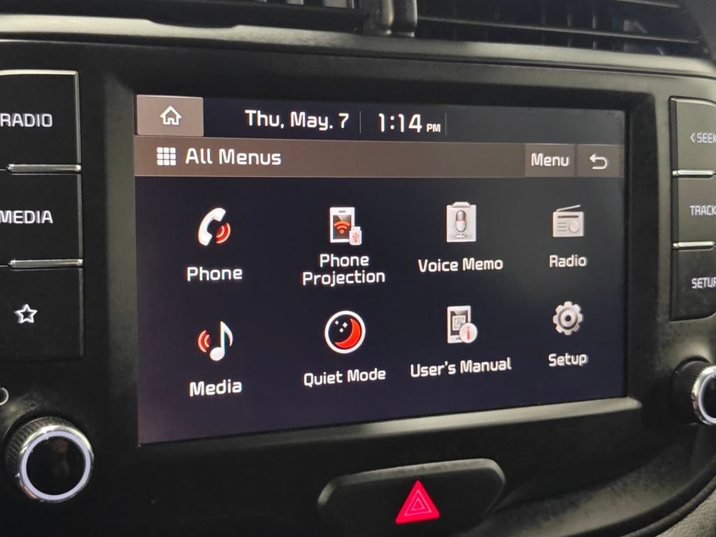 Used 2025 Kia Soul LX w/ LX Technology Package FWD image 27