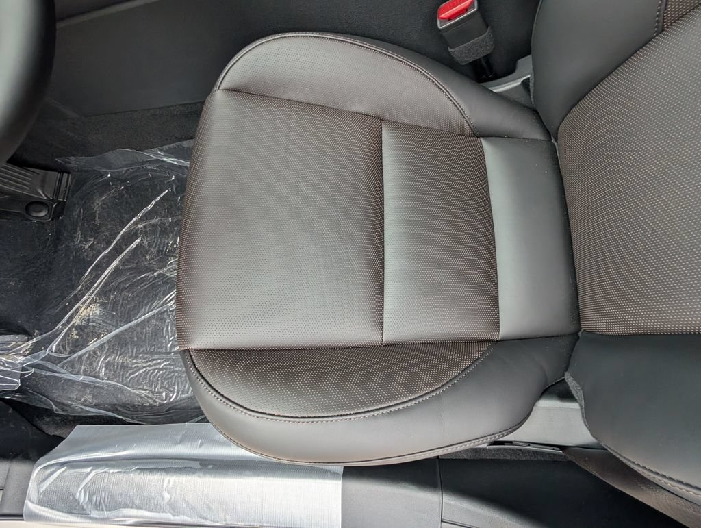New 2026 MAZDA MAZDA3 Hatchback w/Premium Plus Pkg AWD/4WD image 10