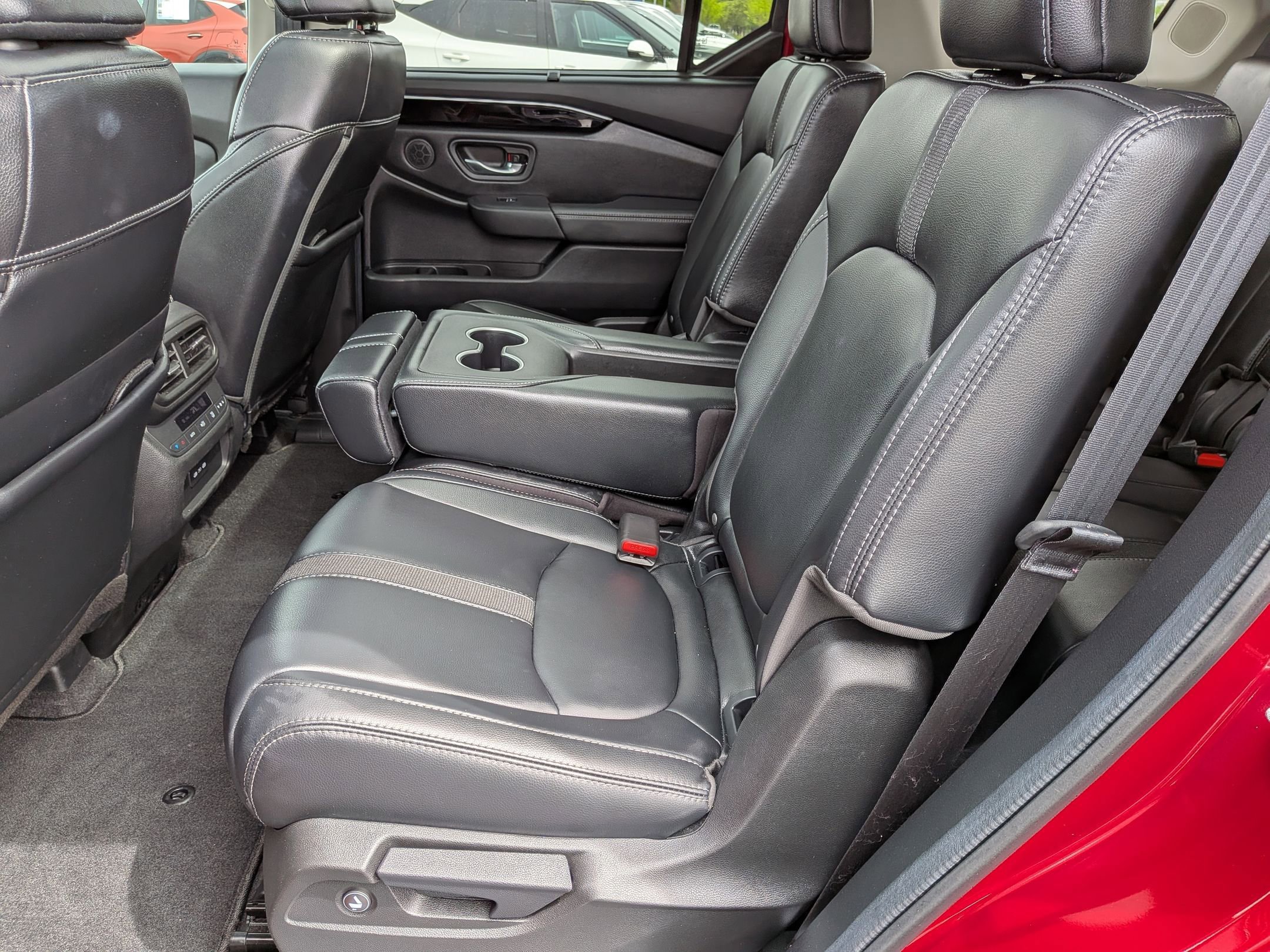 Used 2024 Honda Pilot Touring image 30