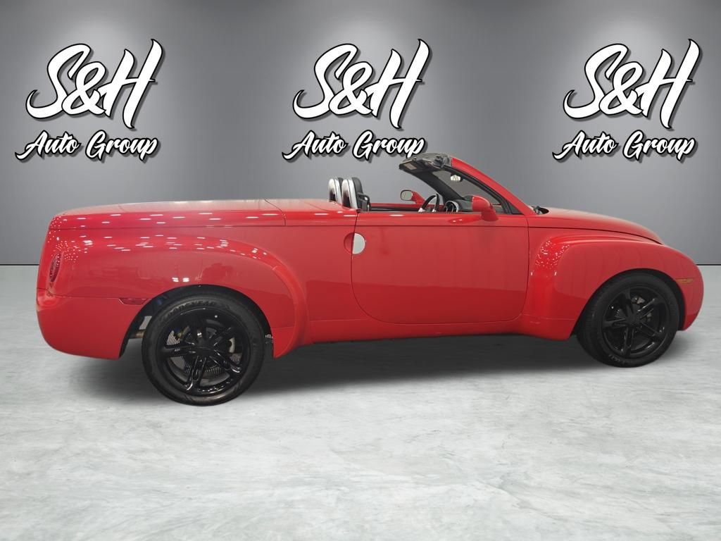 Used 2003 Chevrolet SSR w/ Preferred Equipment Group RWD image 14